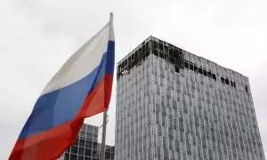 Edificio dañado por dron derribado en Moscú