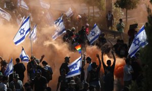 Protestas en Israel por la la primera ley de la polémica reforma judicial de Netanyahu, aprobada este lunes, en Jerusalén a 25 de julio de 2023.
