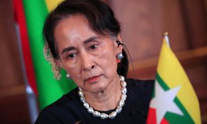 09/10/2023 - La Consejera de Estado de Myanmar, Aung San Suu Kyi, asiste al anuncio de prensa conjunto de la Reunión Cumbre Japón-Mekong en la Casa de Huéspedes del Estado del Palacio de Akasaka en Tokio, Japón, el 9 de octubre de 2018.