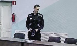 Navalny a punto de recibir su condena a 19 años de prisión por extremismo