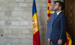 El jefe de Gobierno de Andorra, Xavier Espot (i), y el presidente de la Generalitat de Catalunya, Pere Aragonès (d), a su llegada a una reunión en el Palau de la Generalitat, a 5 de septiembre de 2023, en Barcelona.