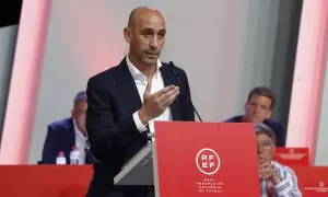 El presidente de la Real Federación Española de Fútbol, Luis Rubiales, durante la rueda de prensa en la Asamblea General Extraordinaria, en Las Rozas, a 25 de agosto de 2023, en Madrid.