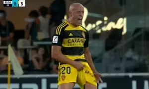 11/09/23 La obscena celebración de Víctor Mollejo tras marcar un gol ante el Cartagena..