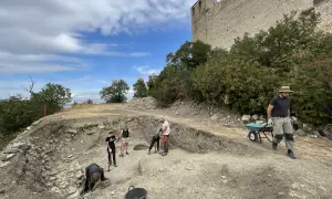 18-9-2023 L'excavació s'ha fet a pocs metres del Castell de Mur