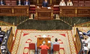 El líder del PP y candidato a la Presidencia del Gobierno, Alberto Núñez Feijóo, interviene durante la primera sesión del debate de investidura del líder del PP, en el Congreso de los Diputados, a 26 de septiembre de 2023, en Madrid (España)