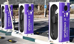 Cepsa y Endesa unifican su red de recarga de coches eléctricos para ser más fuertes
