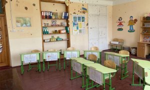 La escuela de la ciudad en Novyi Bykiv, región de Chernihivska, Ucrania, 25 de junio de 2022. Las fuerzas rusas acamparon en la escuela durante dos semanas, desde finales de febrero hasta principios de marzo de 2022.- HRW