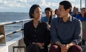 Greta Lee y Yoo Teo, protagonistas de la película 'Vidas pasadas'. Wanda Films / Elástica Films.