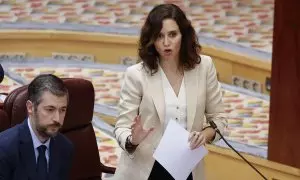 La presidenta de la Comunidad de Madrid, Isabel Díaz Ayuso, interviene durante pleno en la Asamblea de Madrid este jueves 22 de noviembre de 2023.