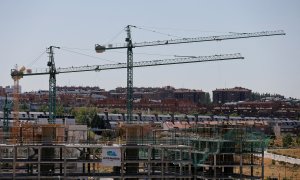 Vista de edificios de viviendas en construcción en Madrid. REUTERS/Andrea Comas