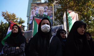 Un retrato del difunto Qasem Soleimani durante una marcha a favor de los derechos de los palestinos en Teherán.