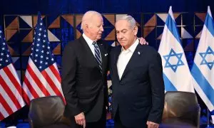 El presidente de EEUU, Joe Biden, y el primer ministro israelí, Benjamín Netanyahu, durante un encuentro en Tel Aviv, a 18 de octubre de 2023.