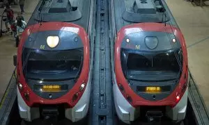 Varios trenes en la estación de Atocha-Almudena Grandes, a 1 de septiembre de 2023, en Madrid.