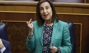 La ministra de Defensa, Margarita Robles, interviene durante la sesión de Control al Ejecutivo que celebra el Congreso este miércoles.