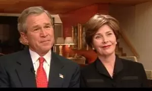 Secuencia de la entrevista a George Bush y Laura Bush