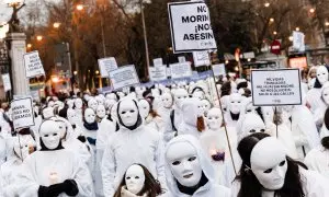 Decenas de personas durante la manifestación convocada por el Movimiento Feminista de Madrid por el Día Internacional de la Mujer, a 8 de marzo de 2024, en Madrid.