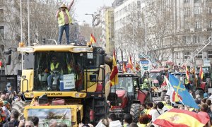 Agricultores y ganaderos participan en una tractorada de protesta en Madrid. 17-03-2024