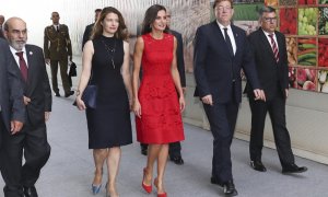 MADRID, 05/04/2024.- Fotografía del pasado 22/07/2019 de la reina Letizia junto a la abogada del Estado Dolores Ocaña, entonces subsecretaria de Agricultura, Pesca y Alimentación, durante un acto de presentación del Centro Mundial de Valencia para la alim