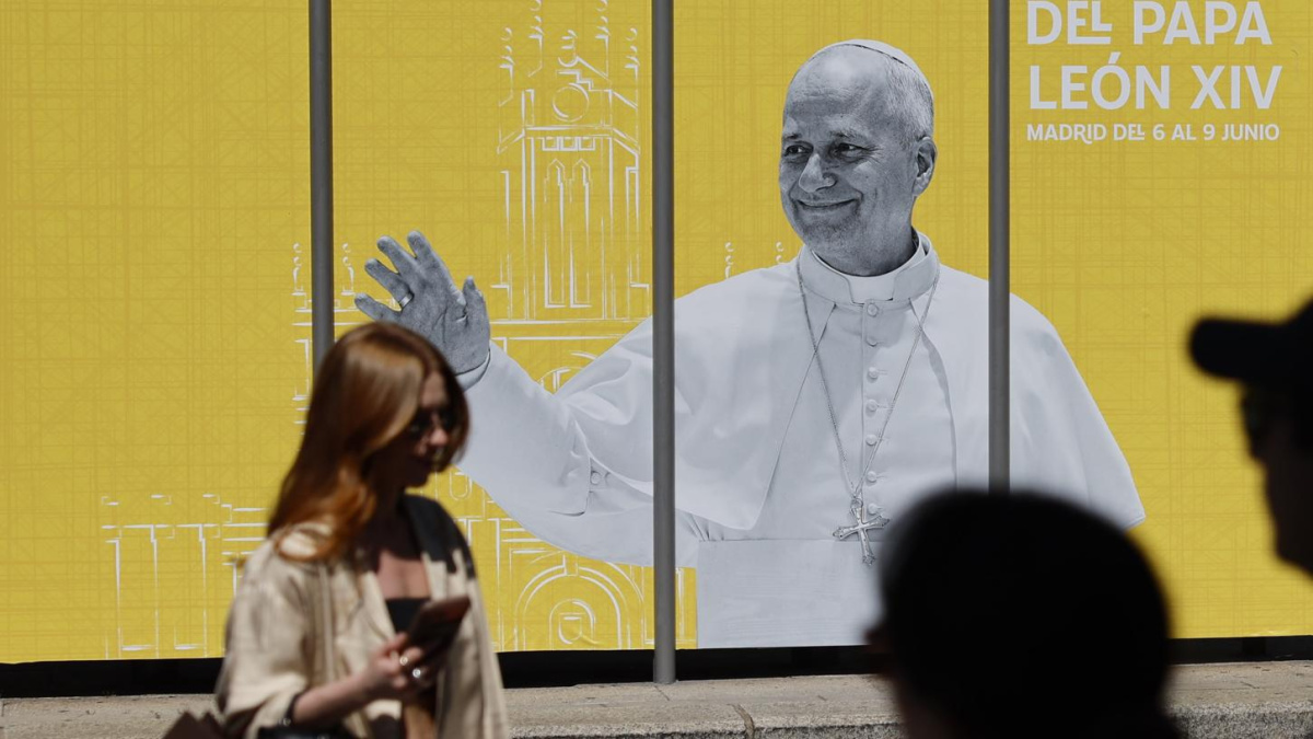 El Vaticano mantiene todavía la medalla a Franco por su papel en la "cruzada" de la Guerra Civil