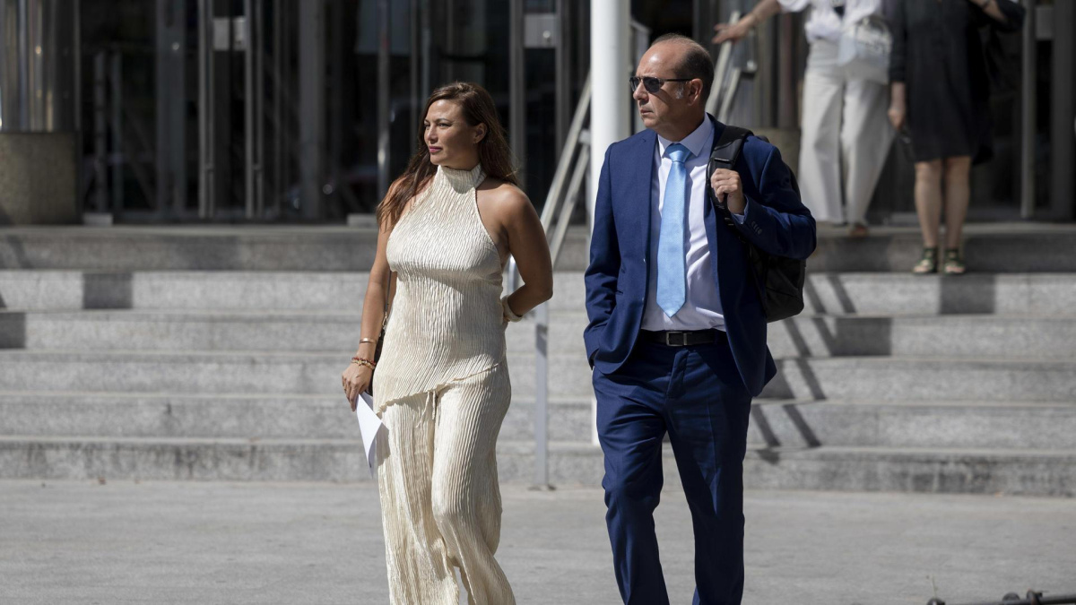 Elisa Mouliaá comparece voluntariamente ante el juzgado en la causa por calumnias a Íñigo Errejón