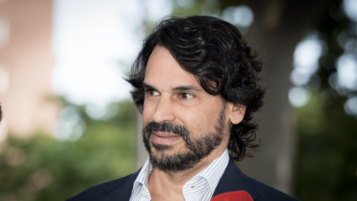PSOE y Más Madrid amplían la querella de la pieza que investiga a la pareja de Ayuso por nuevos delitos