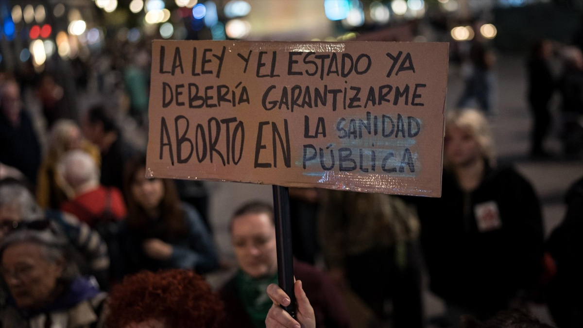 El Gobierno de Ayuso reconoce la "imposibilidad" de garantizar el derecho al aborto en algunos hospitales públicos