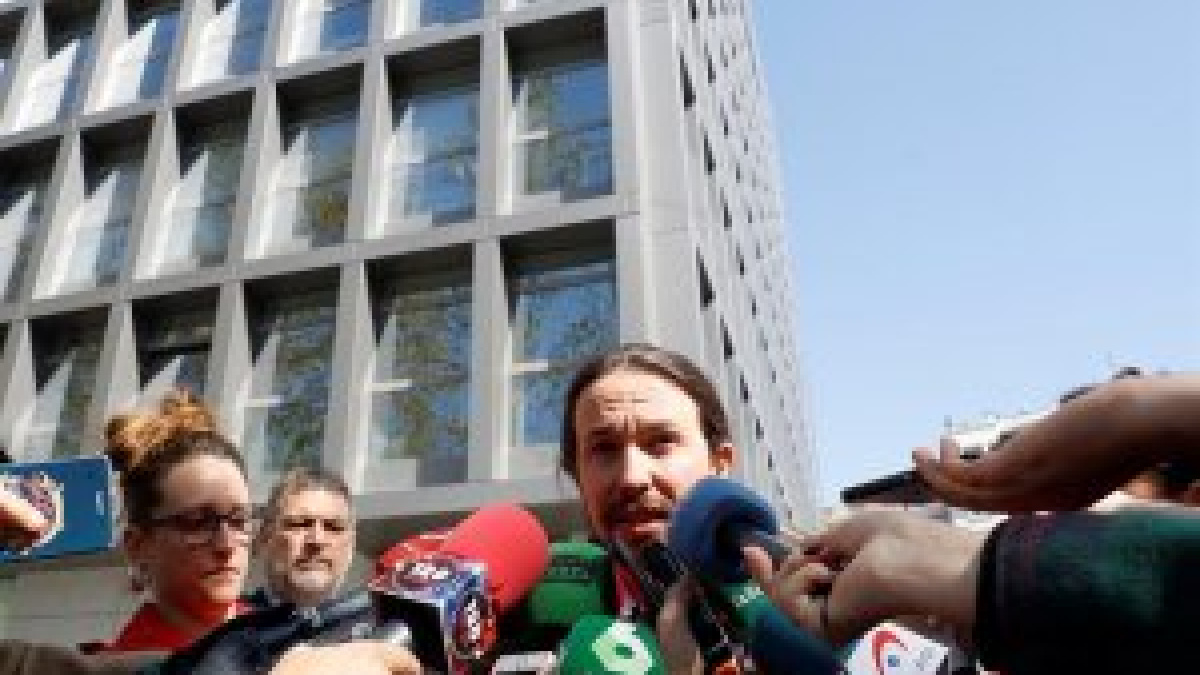 El juez deniega las pruebas a Podemos pero imputa a la ex dirección de la revista Interviú