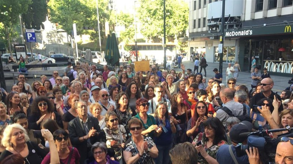 Concentración en Madrid en memoria de la trabajadora de Iveco: "Verónica no se suicidó, a Verónica la mataron"
