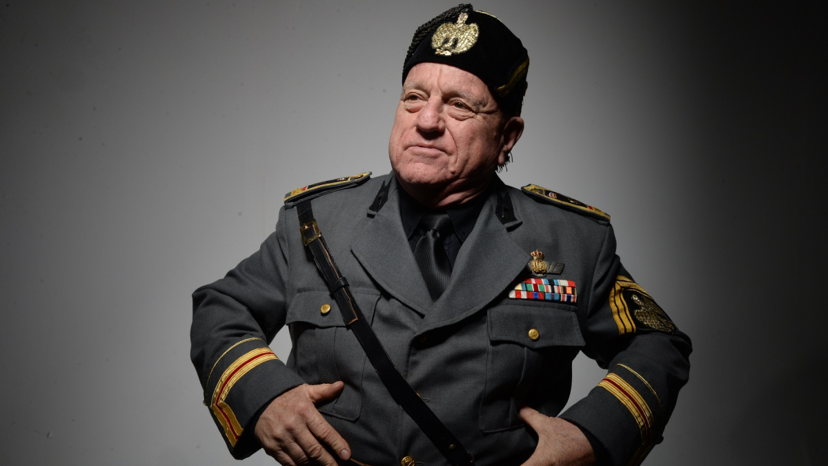 Yo, Mussolini: Leo Bassi: 