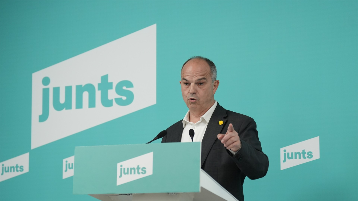 Junts emplaza al PP a reunirse con Puigdemont en Waterloo si quiere ...