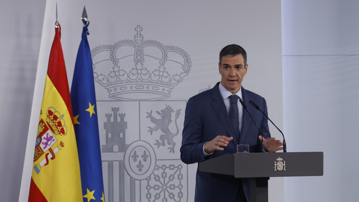 El Gobierno publica los decretos para paliar la crisis: prorroga hasta ...