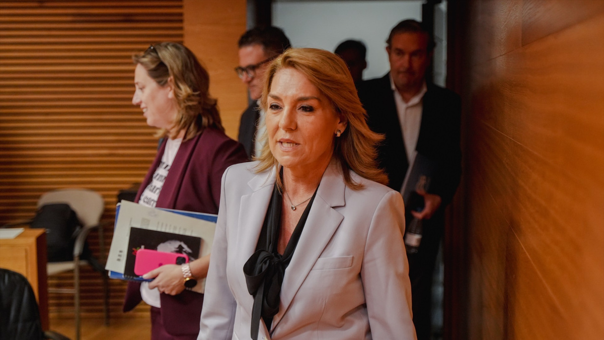 Camarero niega haber tenido contacto con Mazón ni 