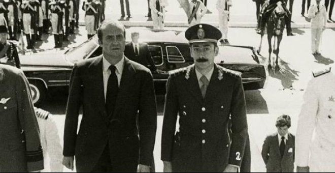 España nunca ha revisado las condecoraciones a dictadores entregadas por Juan Carlos I y otras noticias destacadas del fin de semana