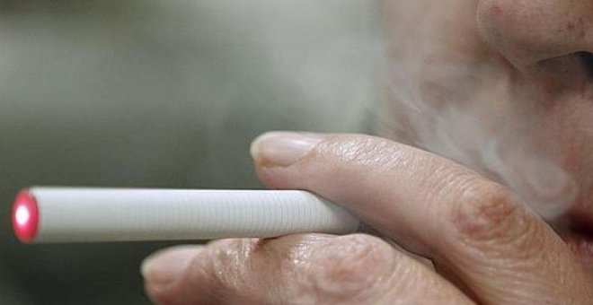 Sanidad desaconseja el cigarro electrónico