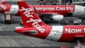 El avión de AirAsia, con el copiloto al mando, cayó al mar de Java en 3 minutos