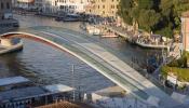 Absuelven a Calatrava por el sobrecoste de su puente de Venecia