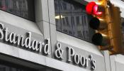 La agencia S&P dice que el ascenso de Podemos genera "incertidumbre" sobre la economía