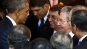 Obama y Castro, histórico saludo en la Cumbre de las Américas