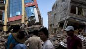 Ya hay 66 muertos en Nepal y otros 17 en India por el nuevo terremoto