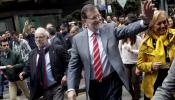 Rajoy vuelve a cosechar protestas, abucheos y gritos de "ladrón" en un nuevo paseo electoral