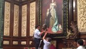Colau retira el busto de Juan Carlos I del salón de Plenos del Ayuntamiento