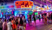 Desarticulada una banda que clonaba tarjetas de crédito a turistas ebrios en clubs de alterne en Magaluf