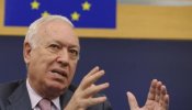 Margallo fulmina el discurso único del Gobierno sobre Catalunya y enfurece a Santamaría