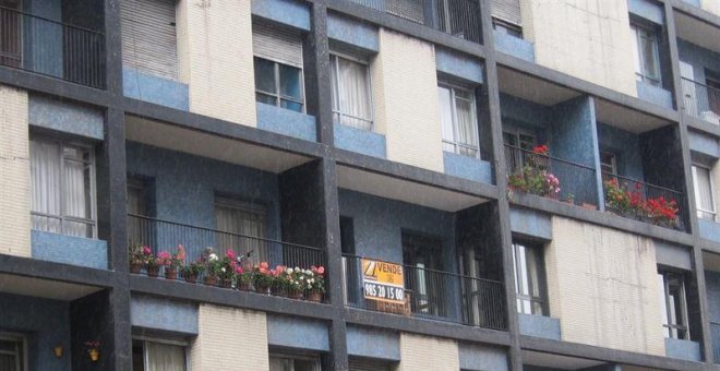 Un juez denuncia la dejación del Gobierno al no reformar la plusvalía en la venta de pisos