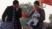 China extiende la política del "segundo hijo" a todas las parejas