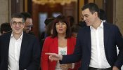Sánchez no apoya que Podemos tenga cuatro grupos, pero ofrece reformar el Reglamento
