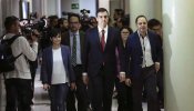 Sánchez comunica al rey que está dispuesto a intentar formar Gobierno