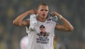 ¿Qué castigo debería recibir el futbolista que ha mostrado una camiseta en apoyo a Putin?