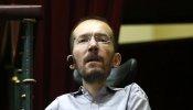 Echenique ve "más posible" la confluencia tras una reunión con el secretario de organización de IU