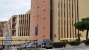 Detenida una enfermera en Italia acusada de asesinar a 13 pacientes en un hospital de Livorno